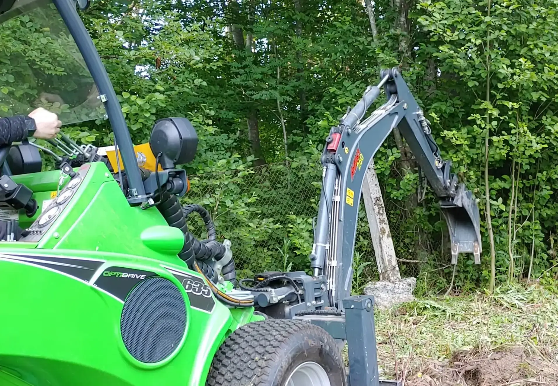 widły do słomy ładowarka avant