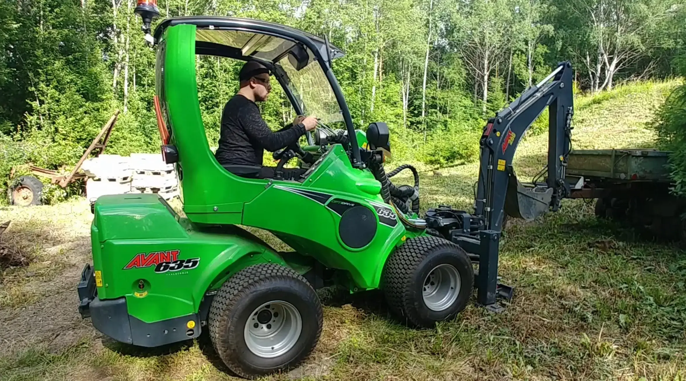 chwytak do obornika na ładowarce